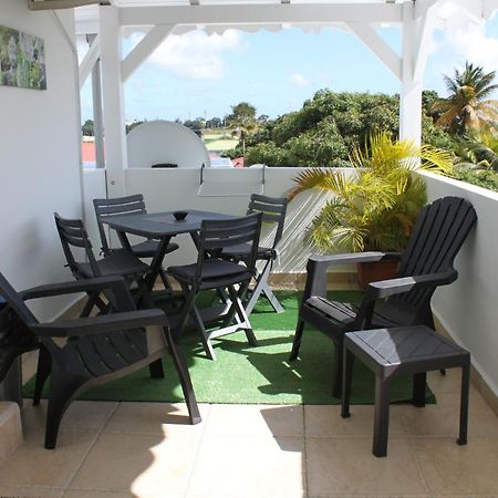 Hotel Lauraym 1 Baie-Mahault Esterno foto